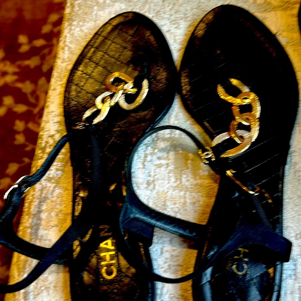 Chanel black sandals with gold chain